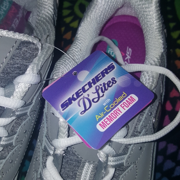 SKechers D'Lites Air Cooled - Picture 4 of 6